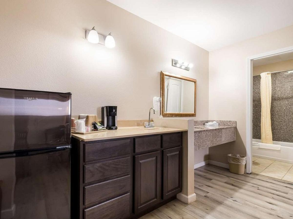 Americas Best Value Inn Refugio Eksteriør bilde